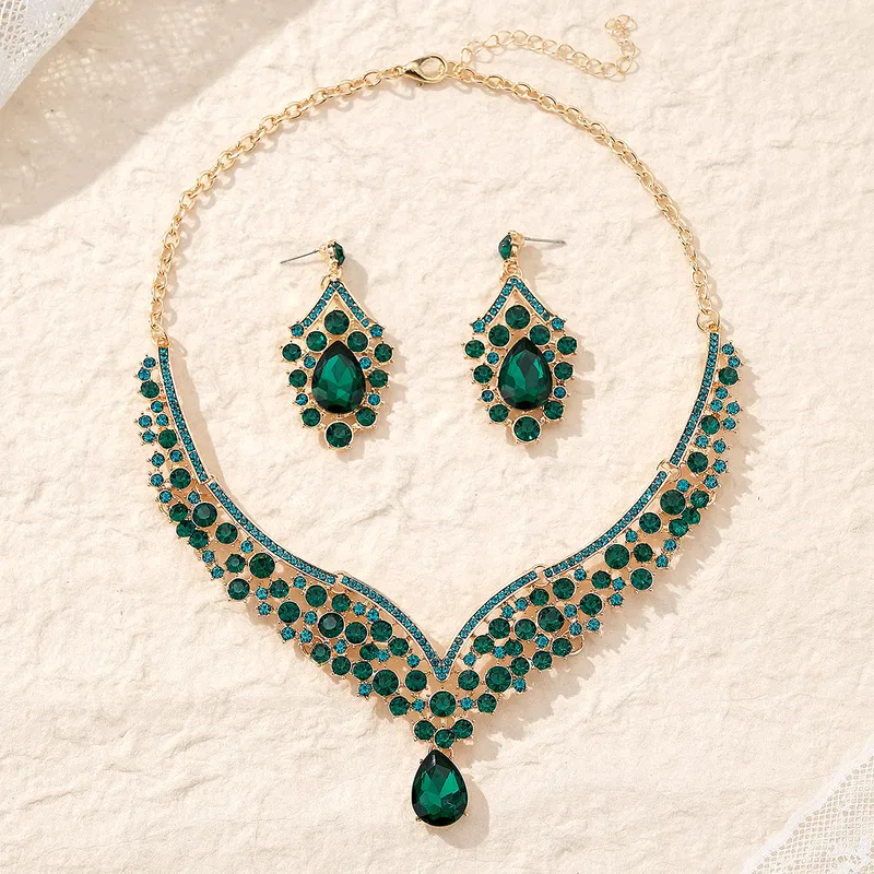 Emerald Green Stone Bridal Necklace Set