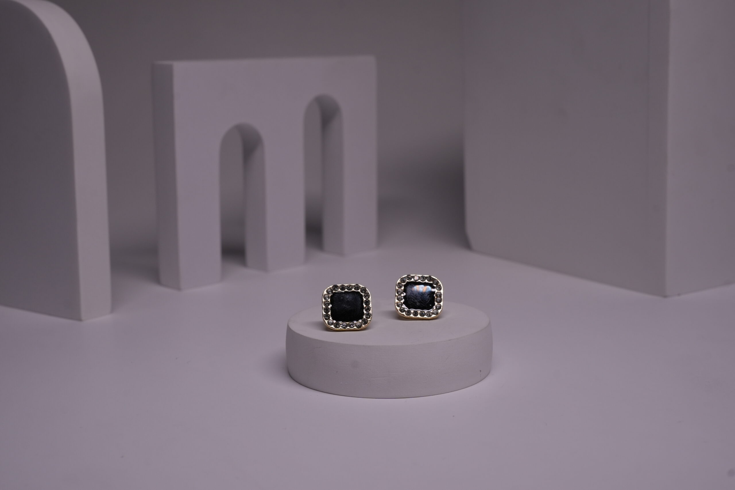 Black & Pearl Square Stud Earrings - Image 2