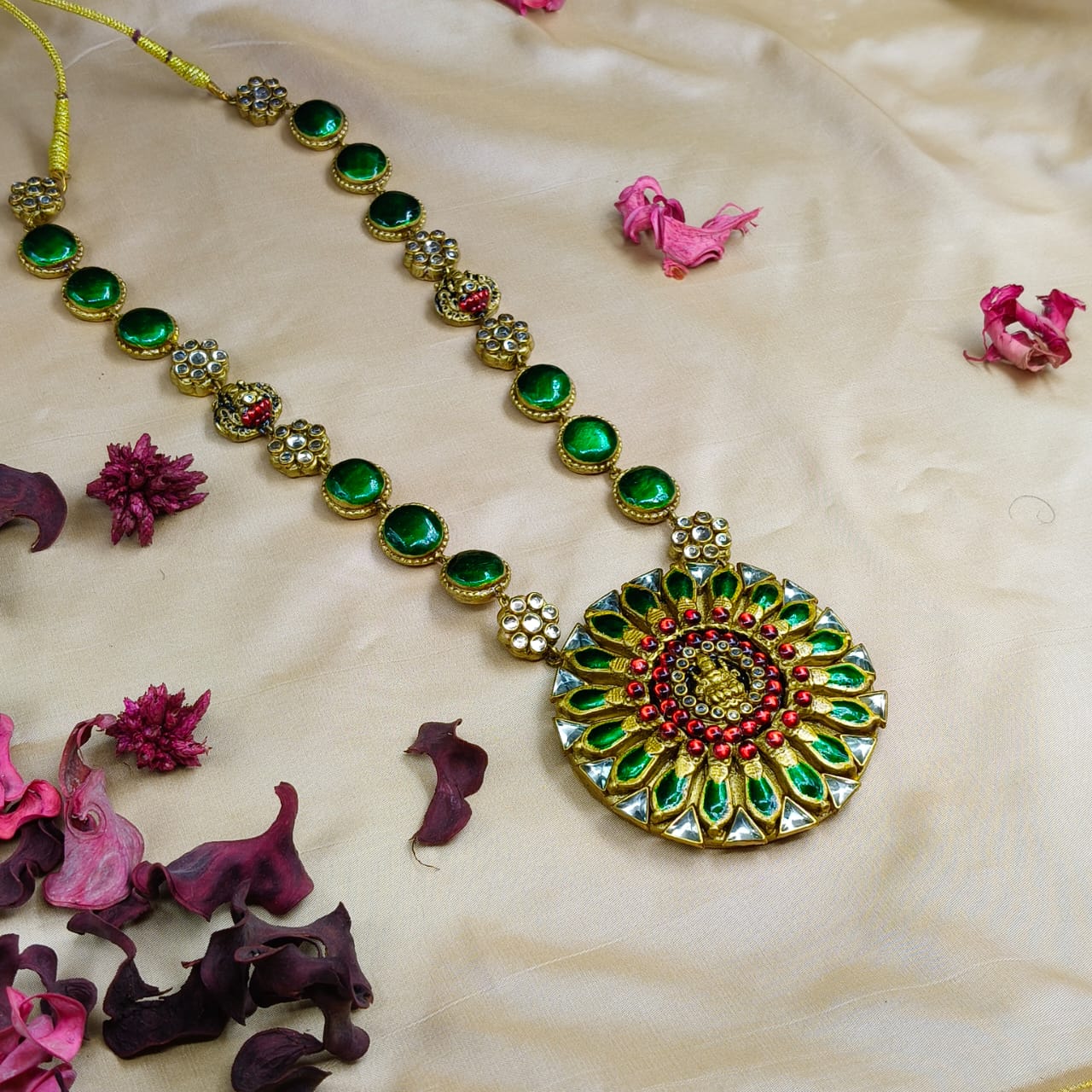 Green Lakshmi Terracotta Jewellery Set - Image 4