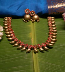 Antique Gold Mango Mala Necklace Set with Jhumka Earrings | Red Kundan Temple Jewellery