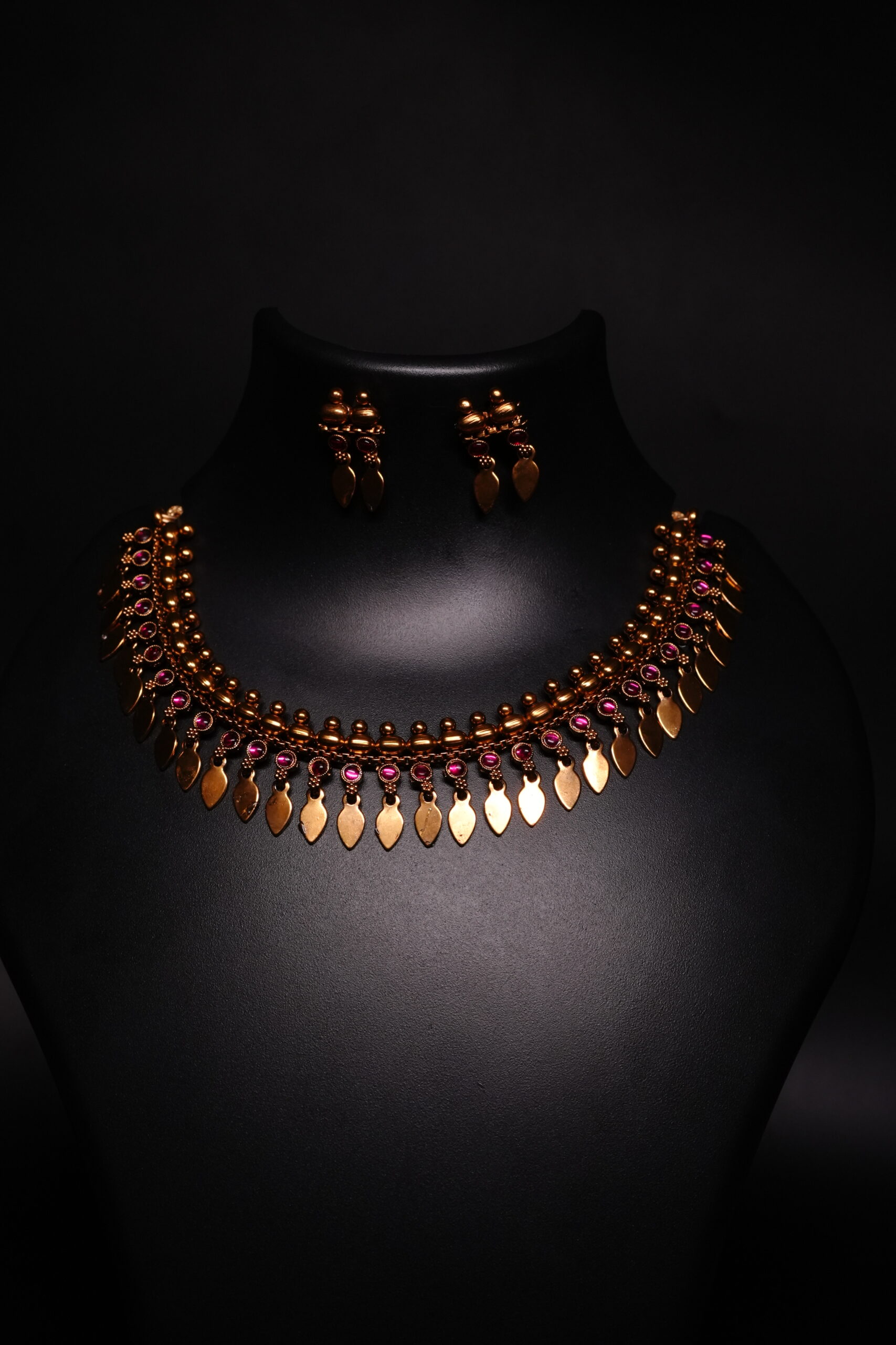 Ellakathali Antique Gold Leaf Drop Necklace Set with Ruby Stones - Image 4