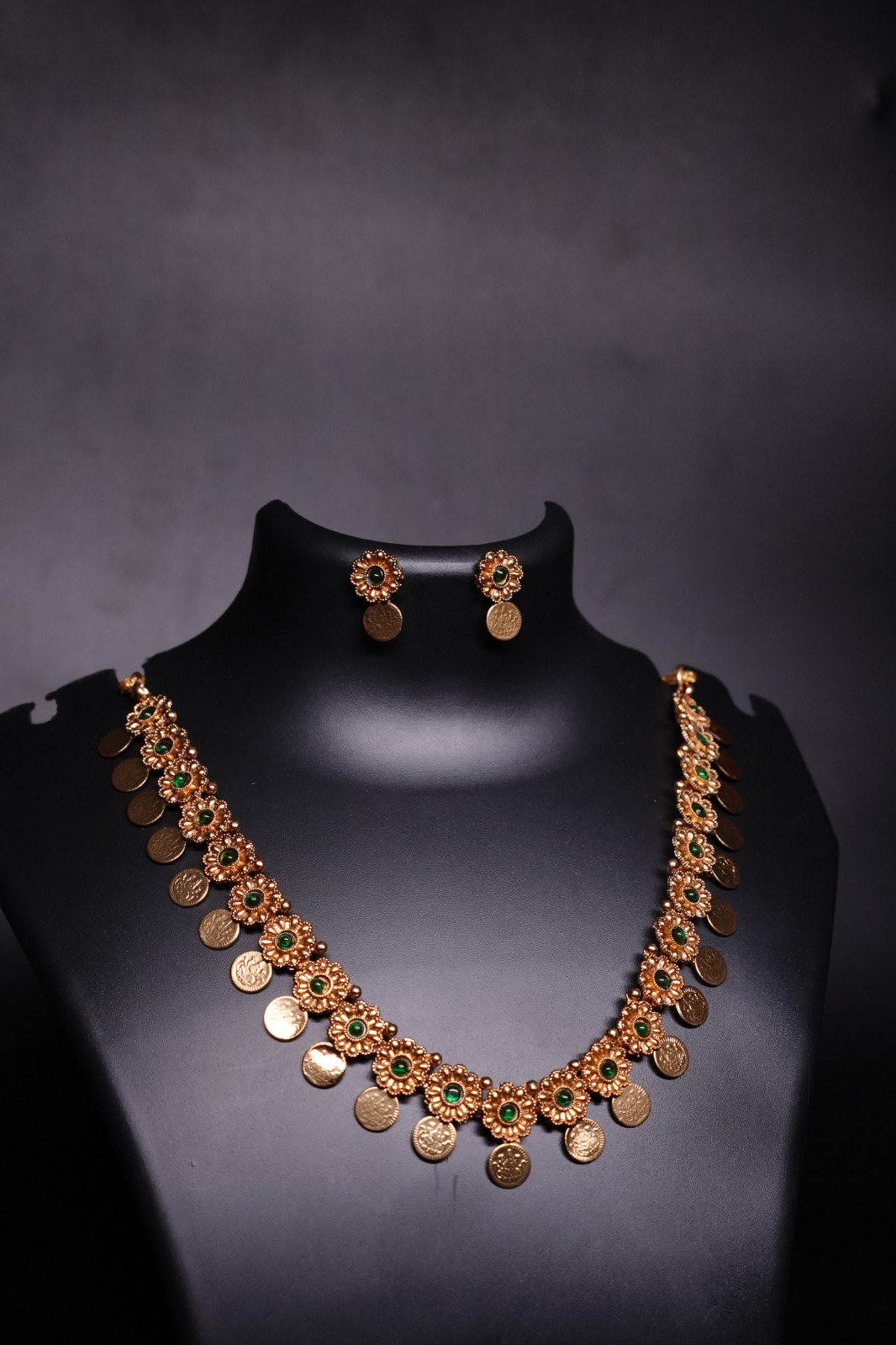 Antique Gold Plated Temple Coin Necklace Set - Image 2
