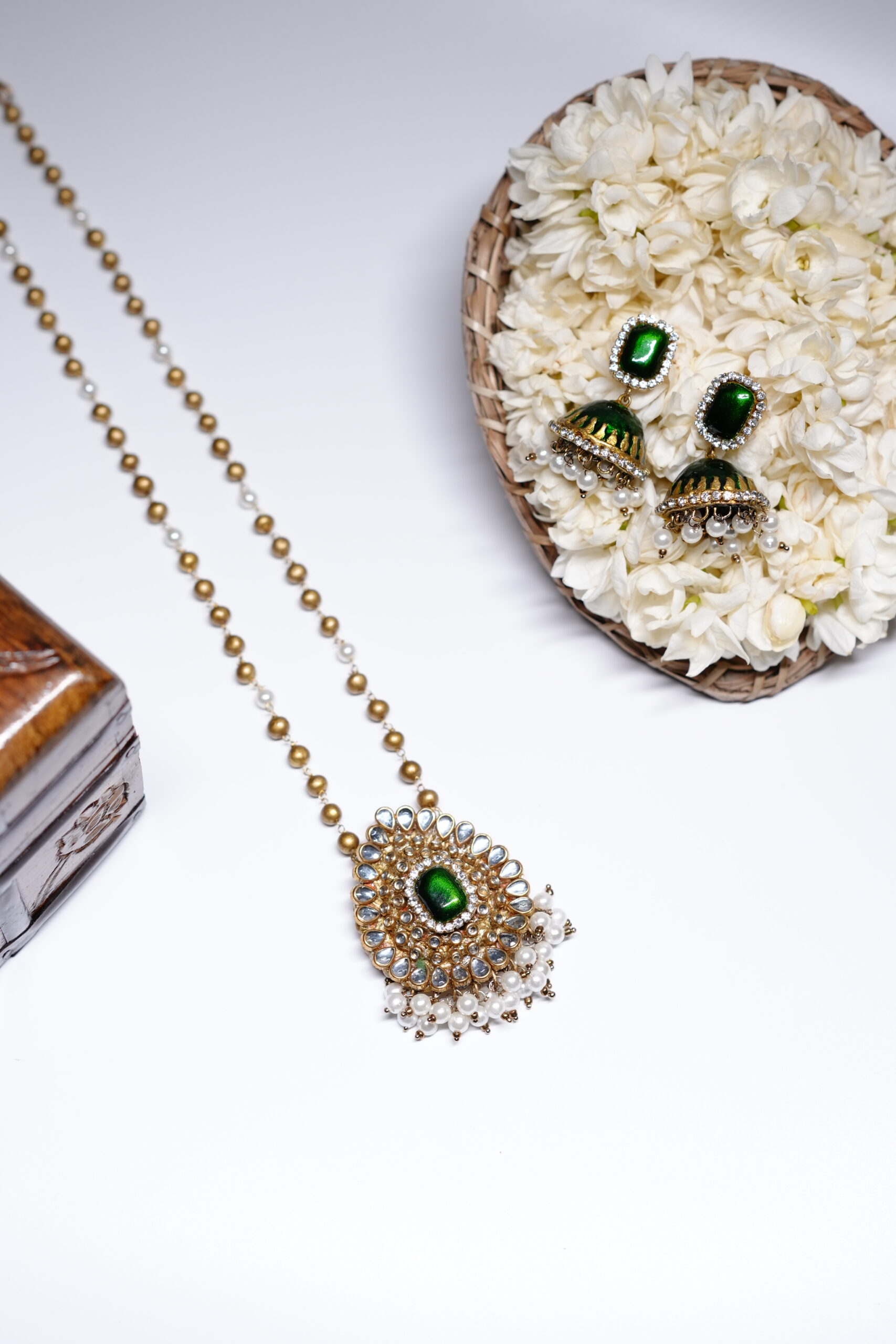 Kundan Pendant Necklace Set - Image 10