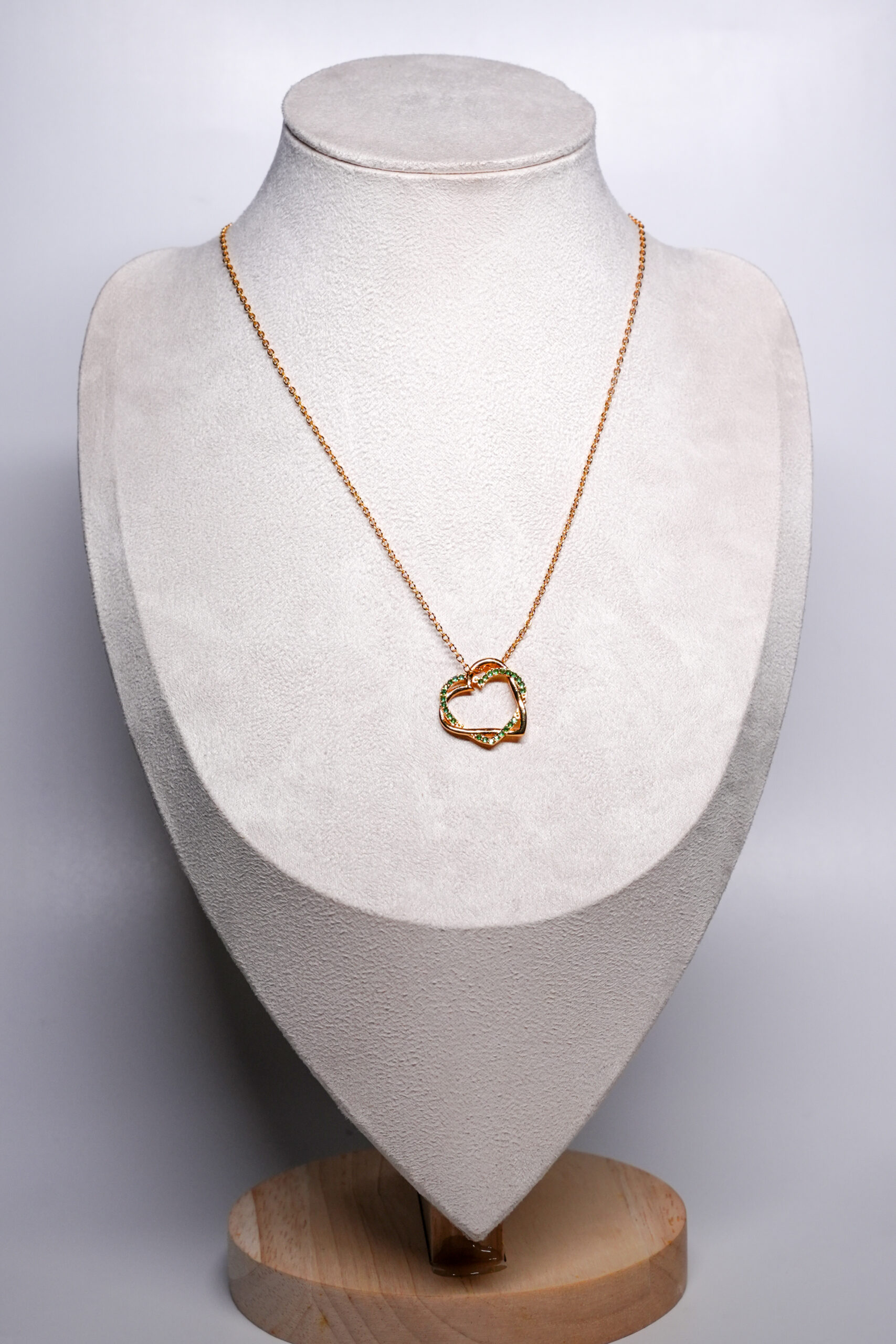 Anti-Tarnish Green Interlocking Heart Pendant Necklace